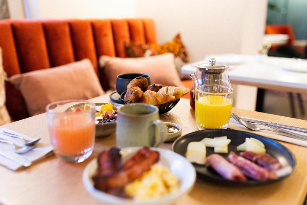 Bonsoir Madame - Resim 13