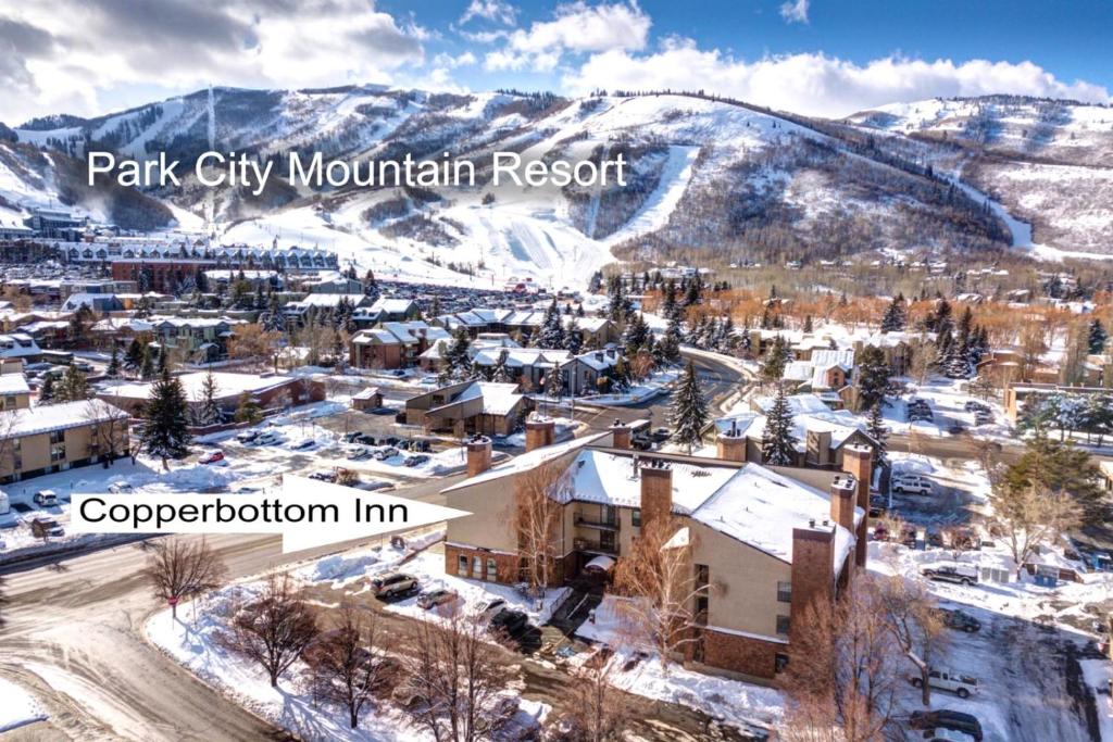 KBM Resorts - Upgraded 1Bdrm wood fireplace full kitchen wifi walk to slopes - Housity
