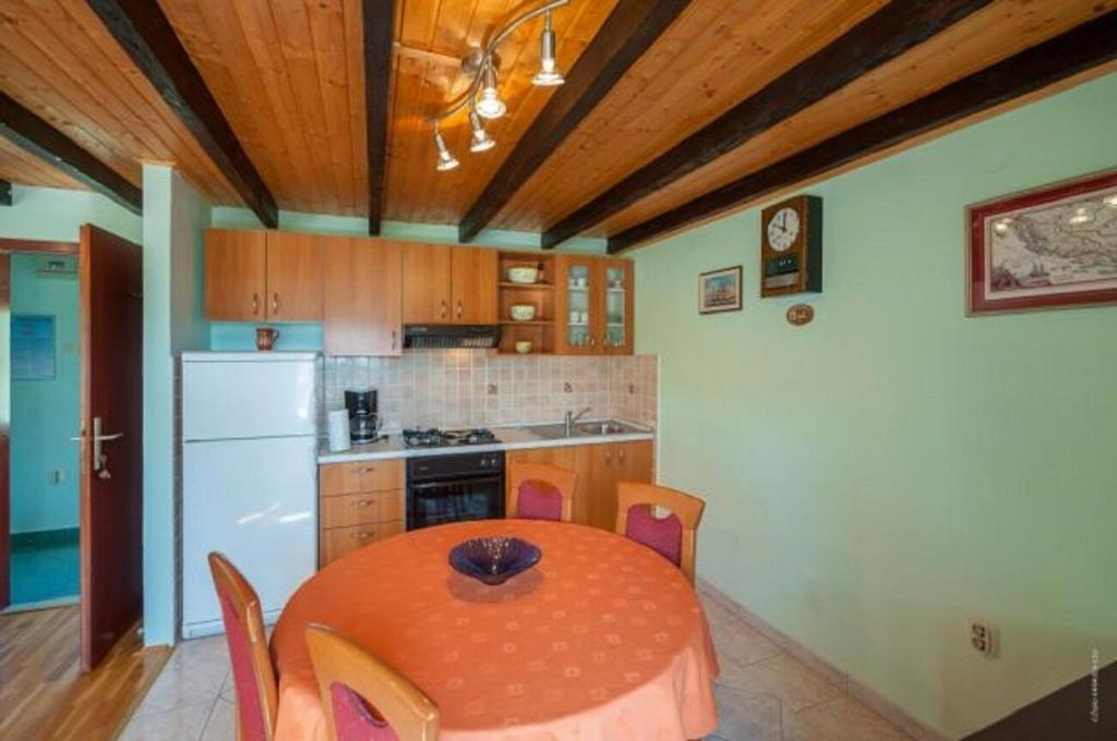 Kuchyňa alebo kuchynka v ubytovaní Apartment Meri