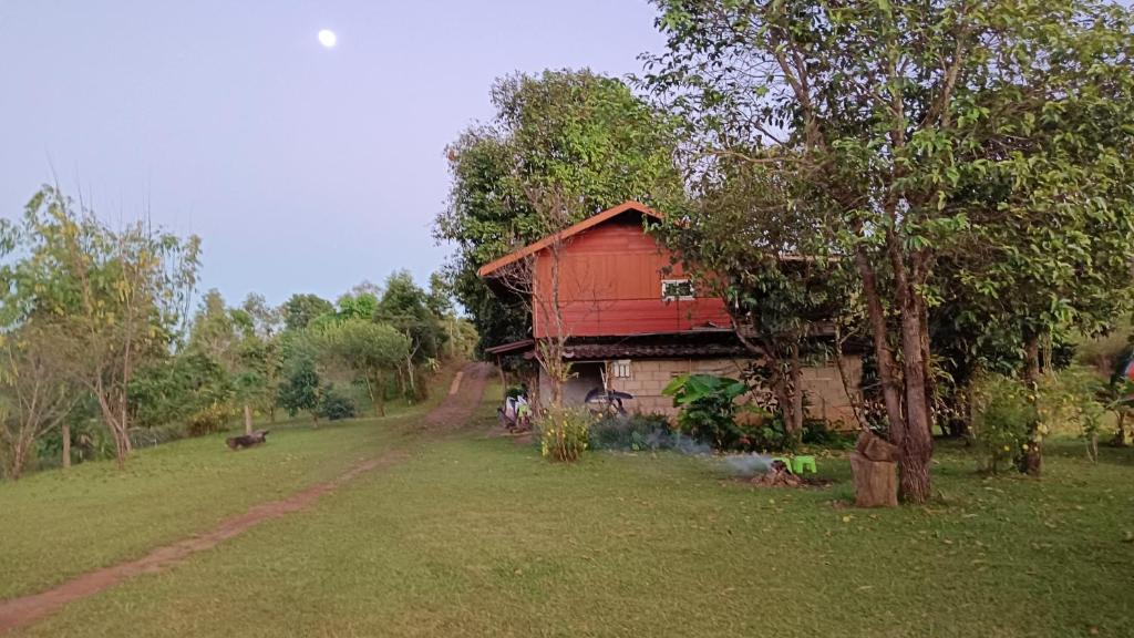 Zahrada ubytování ไร่นิธิสุนทร nithisoonthon farmstay