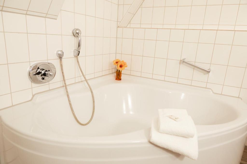 Koupelna v ubytování Hotel im Haus zur Hanse