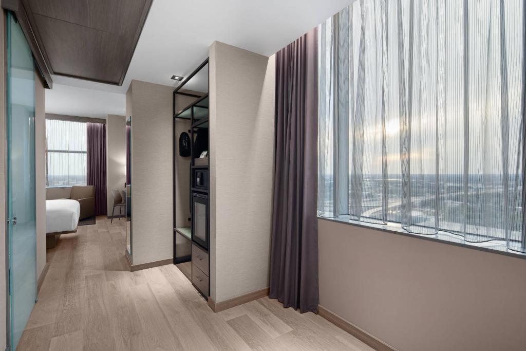 AC Hotel by Marriott Orlando Downtown - Salle D'amis Plus Grande Avec 1 Roi