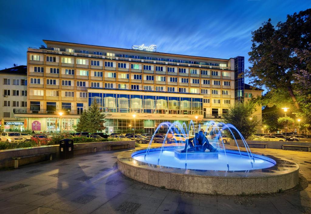 Apollo Bratislava - Recenzie, ceny, rezervácia (2025)