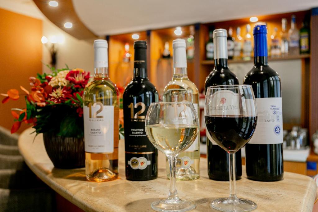 Nápoje v ubytování Hotel Mediterran