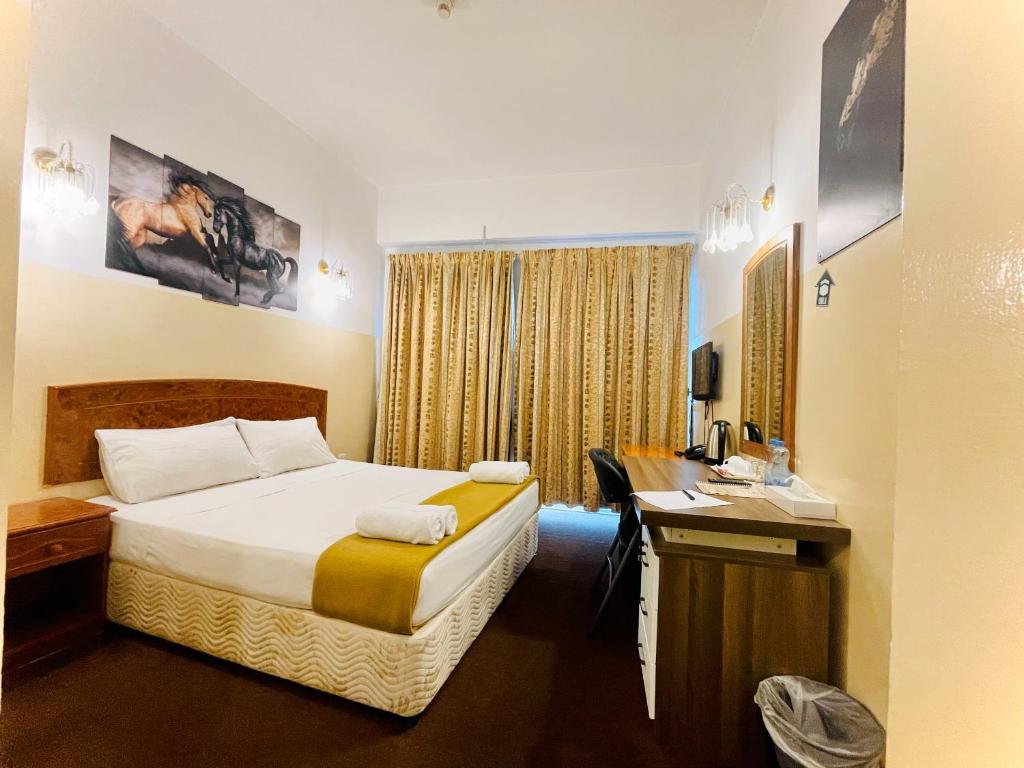 
Deluxe Double or Twin Room
