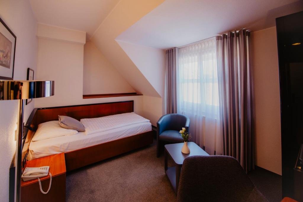Hotel-Restaurant Haselhoff - Single Room