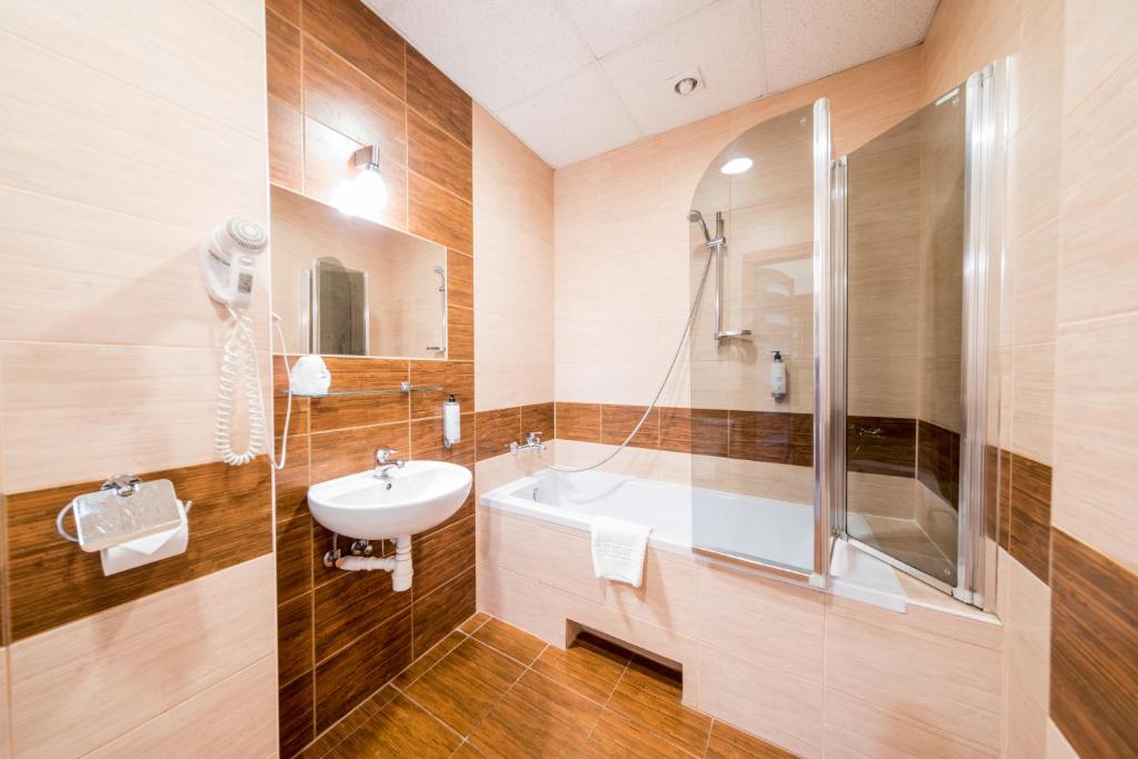 Hotel Lothus - Resim 35