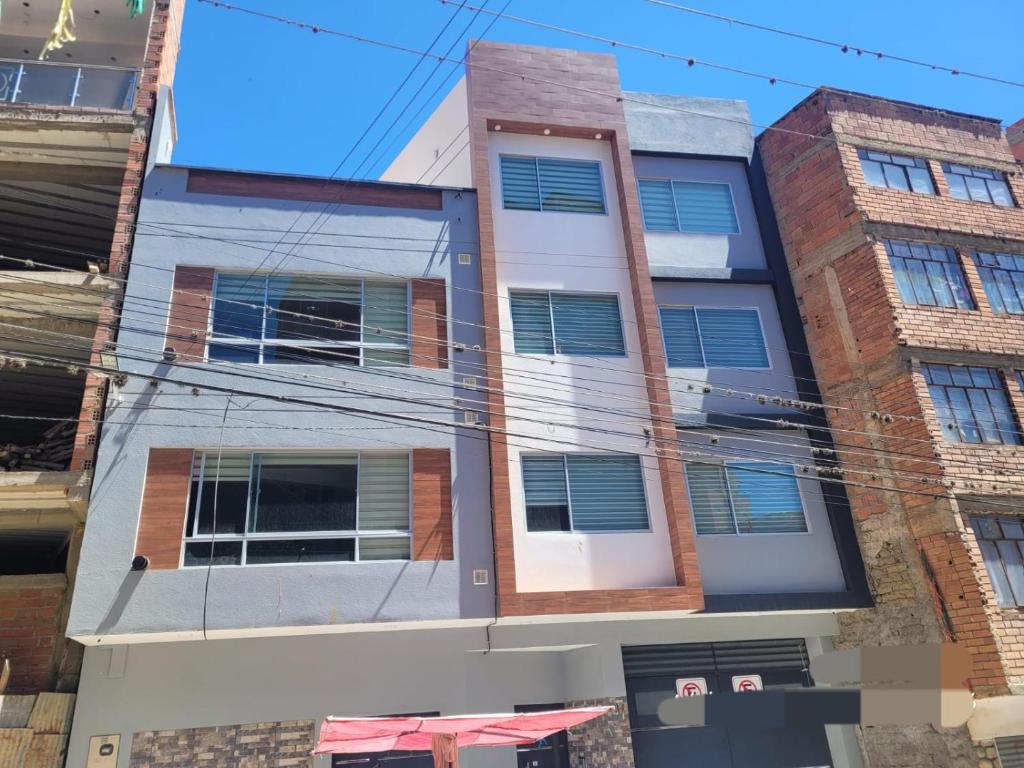 Multifamiliar QUIROGA-PIZARRO - Housity