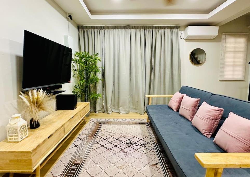 Et tv og/eller underholdning på My Muji Homestay I Massage Chair I Wifi 500 Mbps