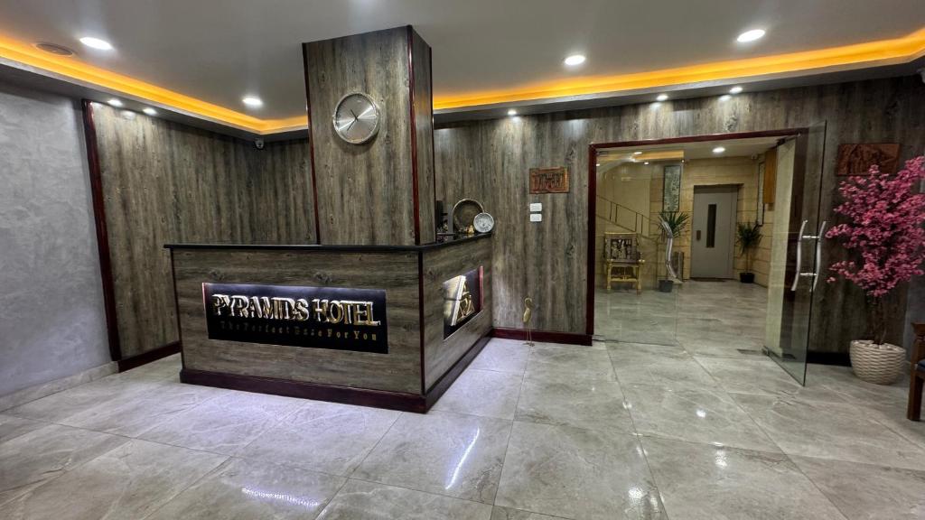Vstupní hala nebo recepce v ubytování Konooz Pyramids Hotel