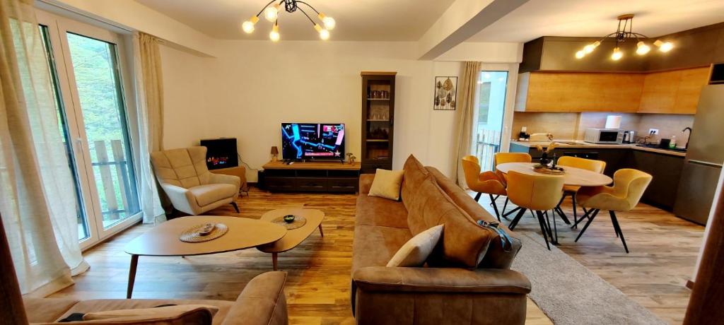 TV a/nebo společenská místnost v ubytování Nikolic 2 Apartmen