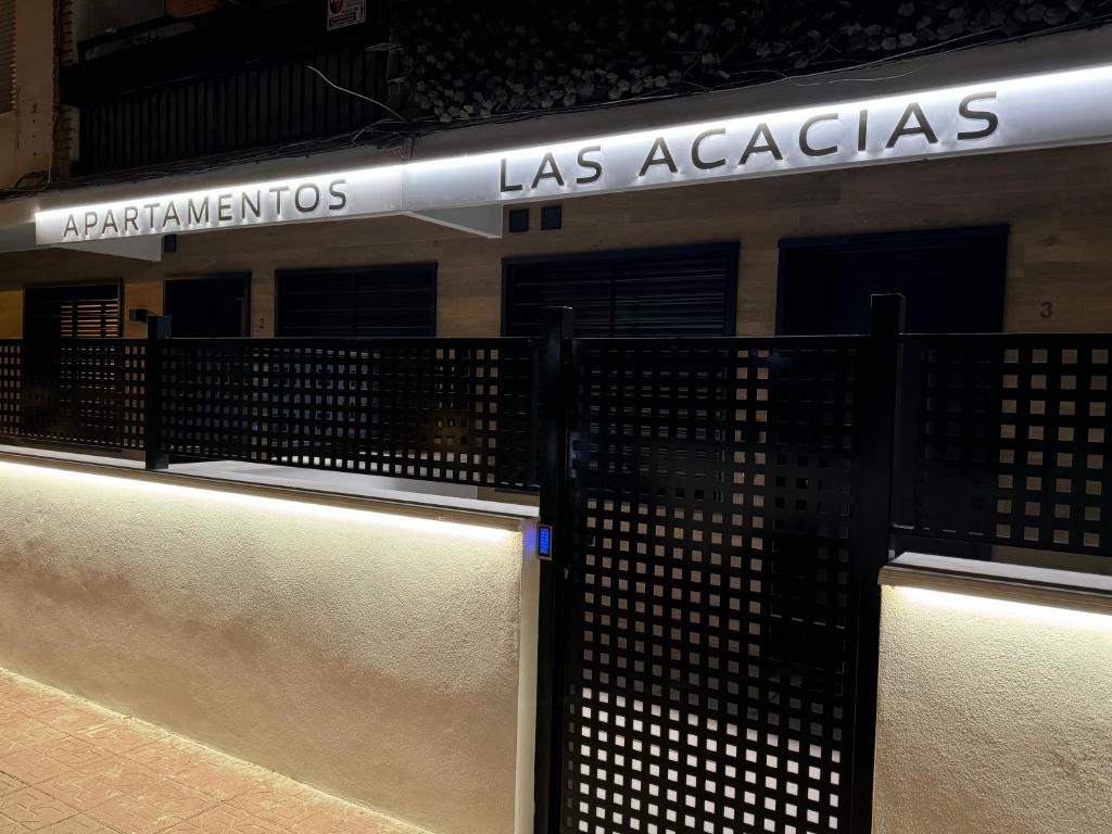 Apartamentos Las Acacias - 19