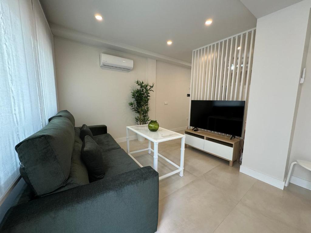 Apartamentos Las Acacias - 1