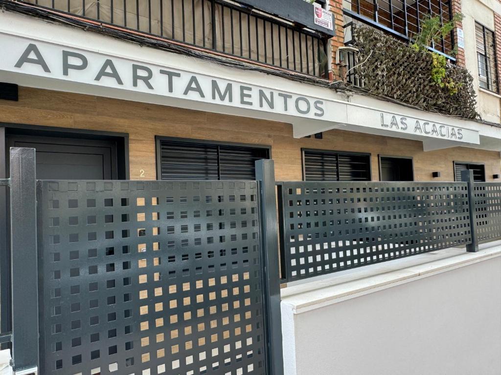 Apartamentos Las Acacias - 18