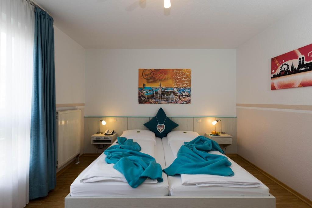 Hotel AMENITY - Family Room