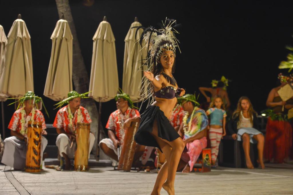Hotel Kia Ora Resort & Spa, Avatoru - photo 4 - Rangiroa, Polynésie
