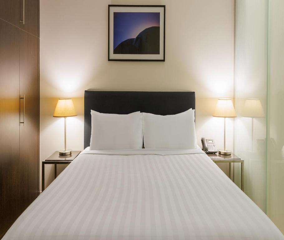 Oaks Melbourne on Collins Suites - Resim 24