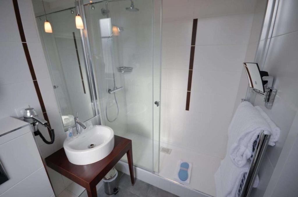 Best Western Dijon Centre Gare - Resim 15