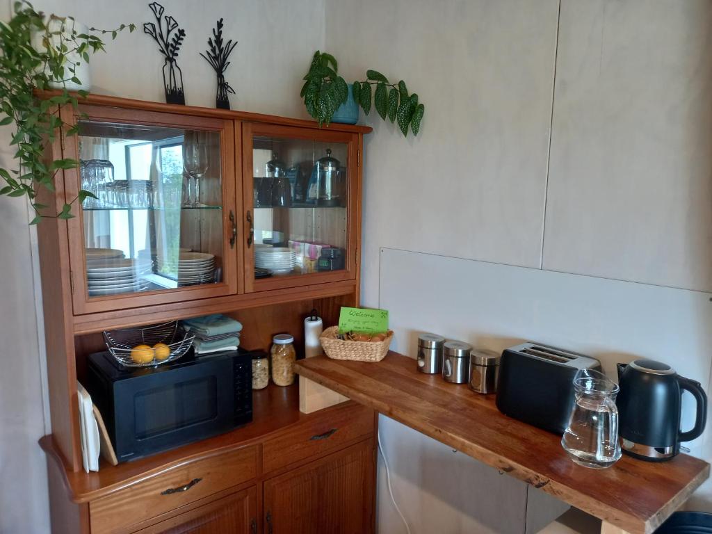 Nature's Nest - Glowworms, Forest and Rural Bliss - Resim 6