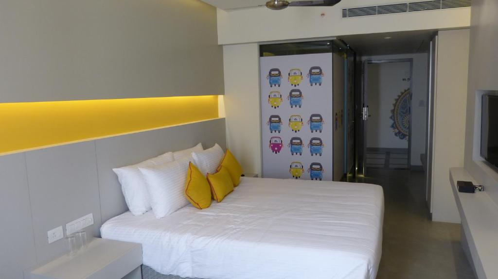 Postel nebo postele na pokoji v ubytování ZIBE Coimbatore by GRT Hotels