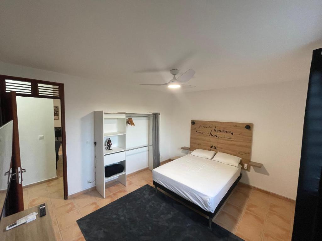 Postel nebo postele na pokoji v ubytování Havre de détente avec jaccuzi