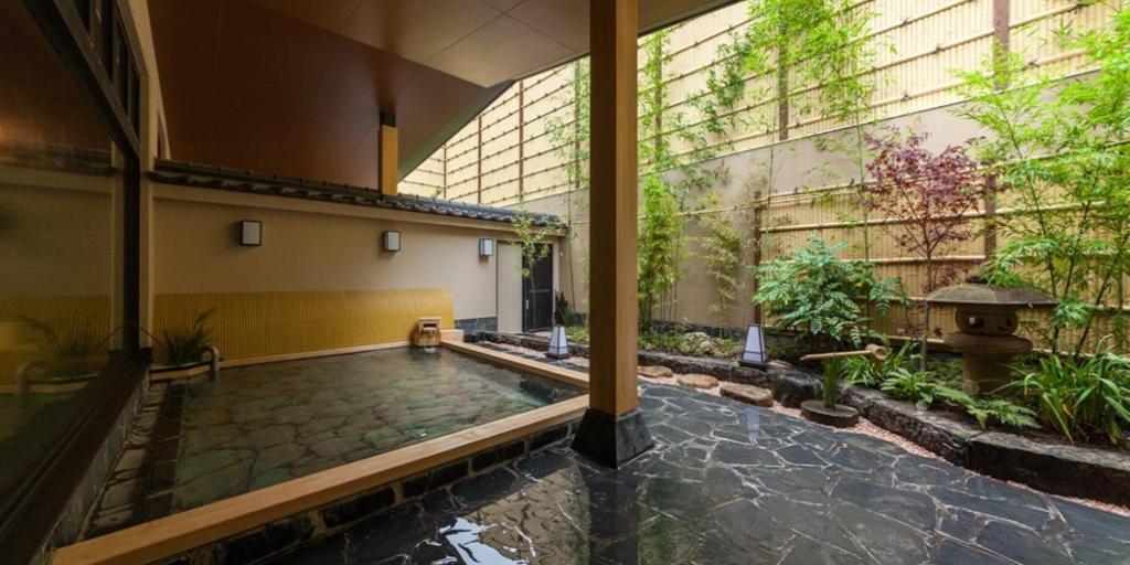 Zahrada ubytování Nishitetsu Resort Inn Beppu