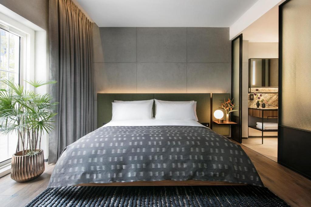 لابی و فضای عمومی The Warehouse Hotel, Singapore, a Member of Design Hotels - تصویر ۵