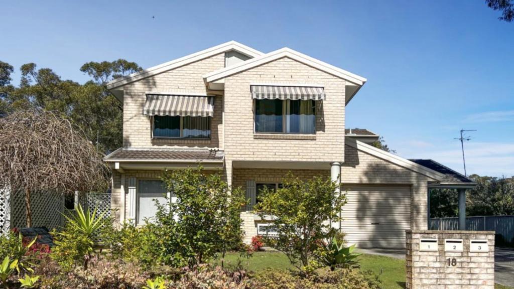 Bygningen som feriehuset ligger i