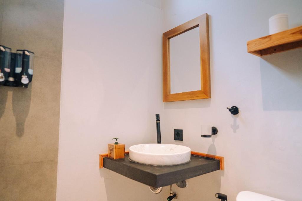 Susurro Villas - New Cozy Bungalow - Private Kitchen - Free Gym Access - 80Mbps WiFi - 16