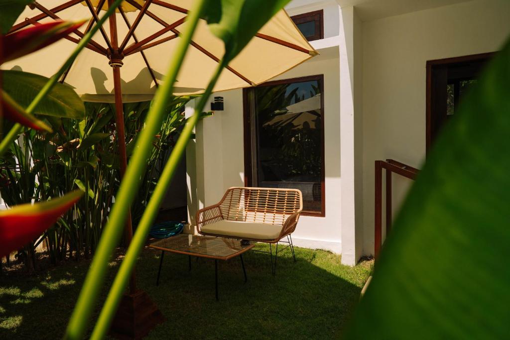 Nomada Villas - Giant Pool - Private Kitchen - Free Gym Access - 80Mbps WiFi - 19