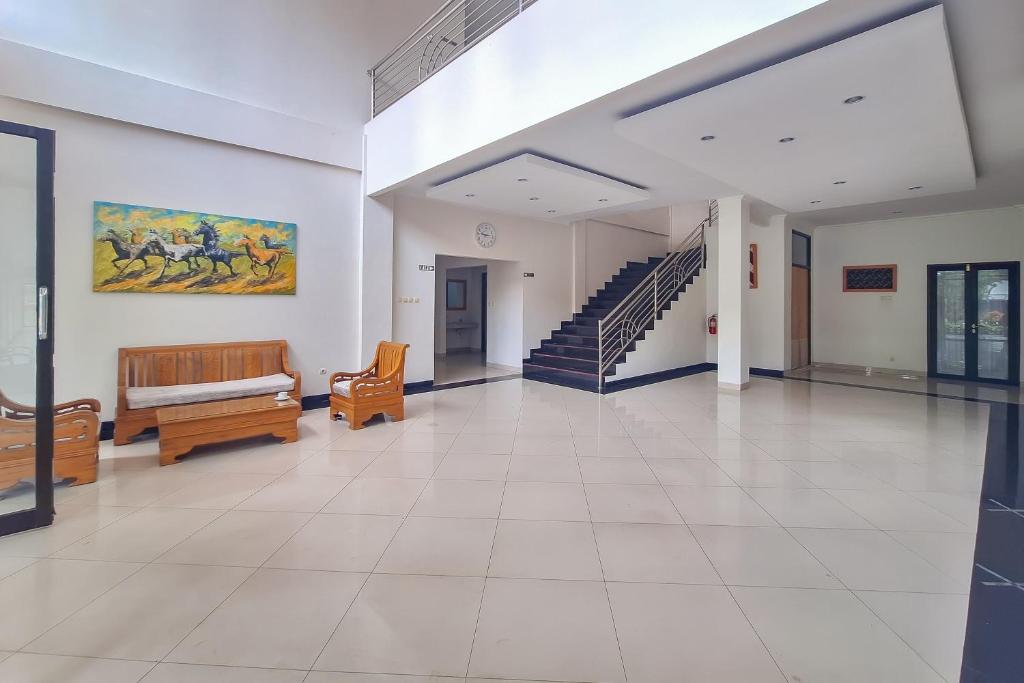 Fotografie z fotogalerie ubytování Urbanview Hotel Tridaya Cisarua Puncak v destinaci Kopo 2