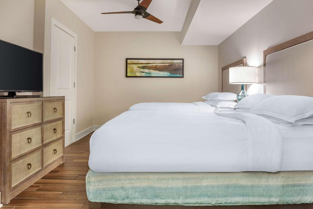 Hilton Grand Vacations Club Ocean Oak Resort Hilton Head - Two-Bedroom Suite With Sofa Bed And Ocean View