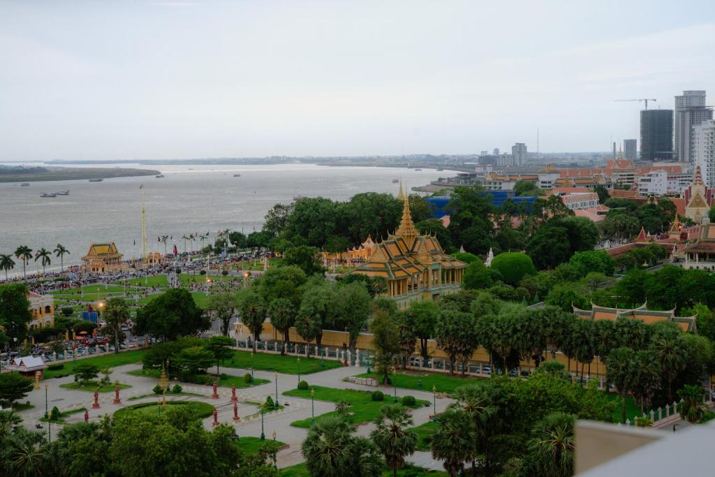 Nespecifikovaný výhled na destinaci Phnompenh nebo výhled na město při pohledu z hotelu