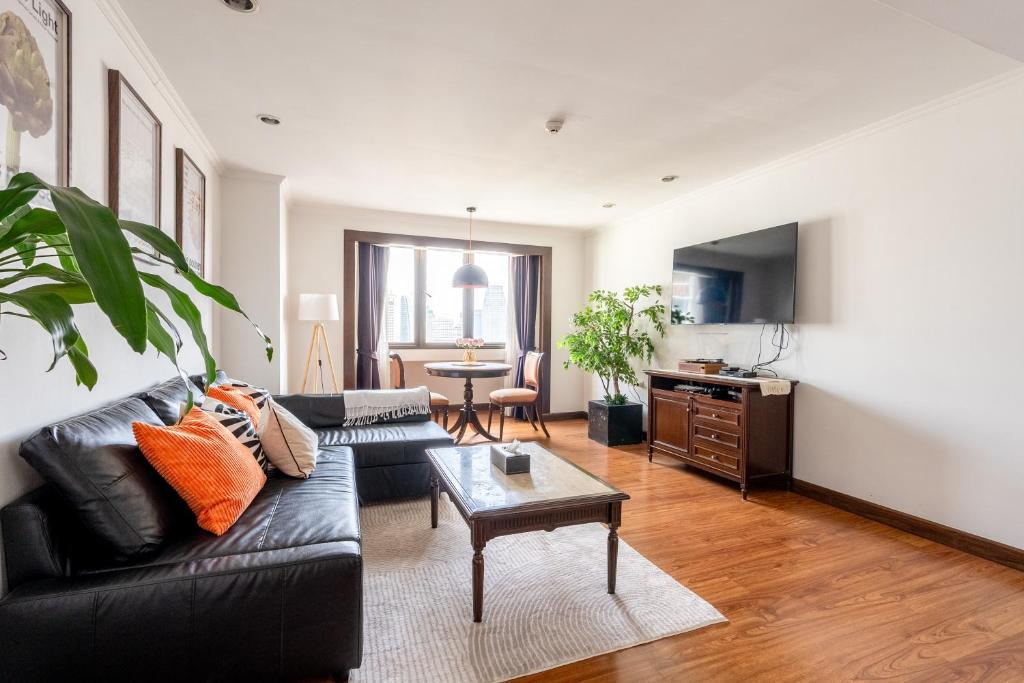 Et tv og/eller underholdning på Artichoke Suite Sukhumvit, Nana BTS