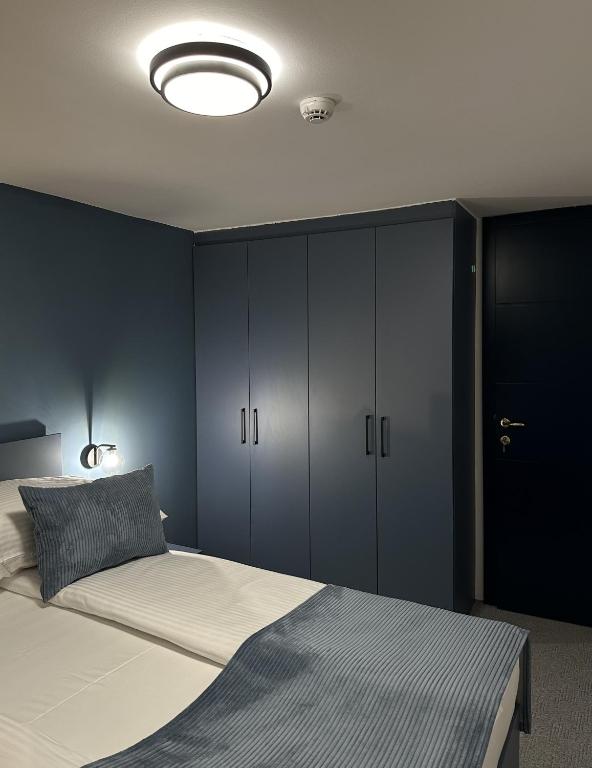 Postel nebo postele na pokoji v ubytování Alinar Oasis Apartments