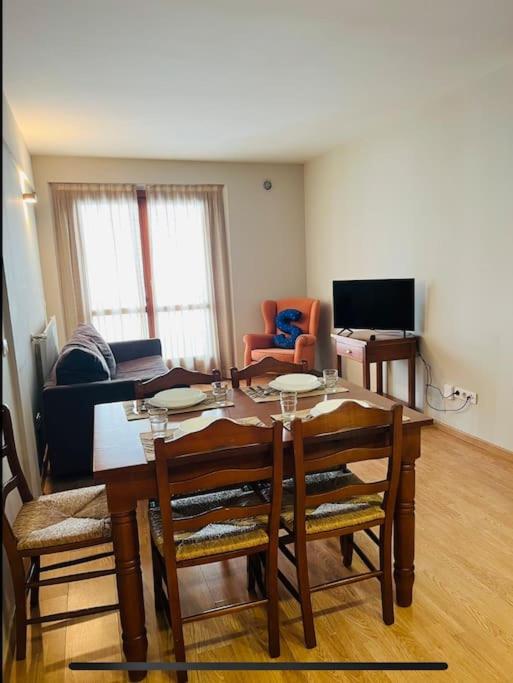 TV a/nebo společenská místnost v ubytování Increible Apartamento Solanelles