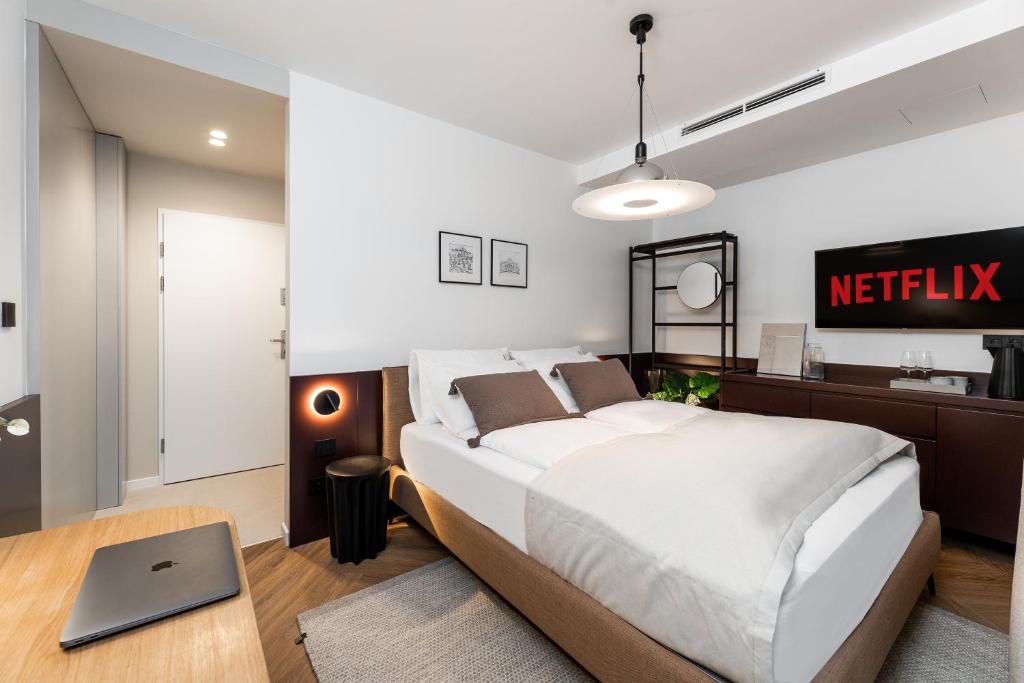 Catalog Boutique Rooms Bratislava - Resim 31