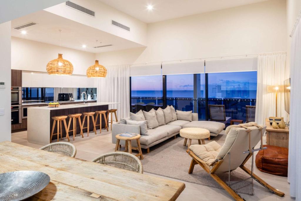 Kuchyň nebo kuchyňský kout v ubytování First Light Mooloolaba, Ascend Hotel Collection