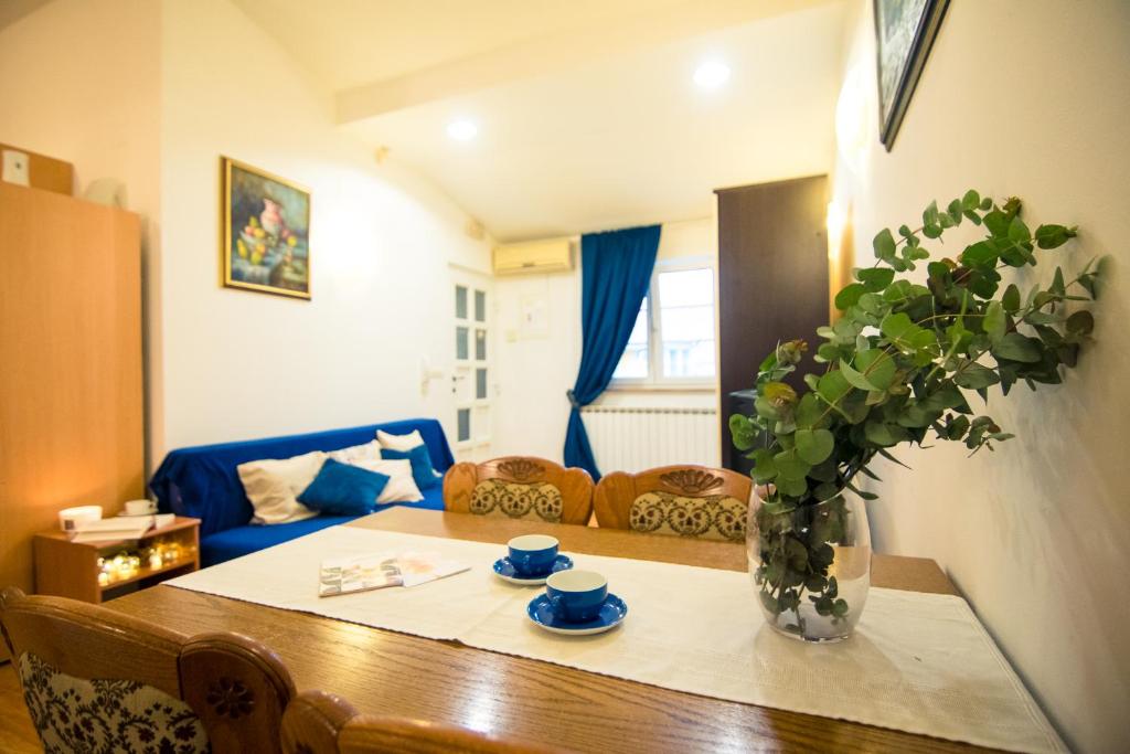 Posteľ alebo postele v izbe v ubytovaní Apartman Rudi