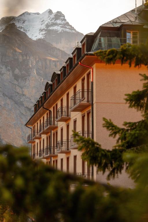Nespecifikovaný výhled na hory nebo výhled na hory při pohledu z hotelu