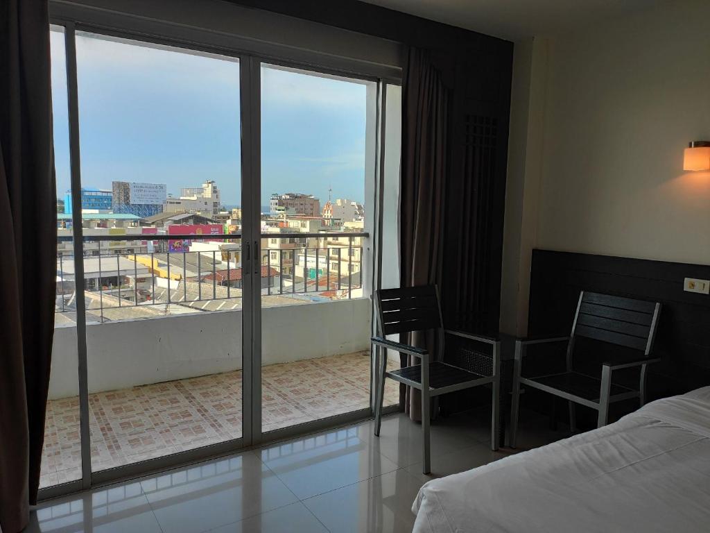 Baan Manthana Hotel, Hua Hin - Resim 39