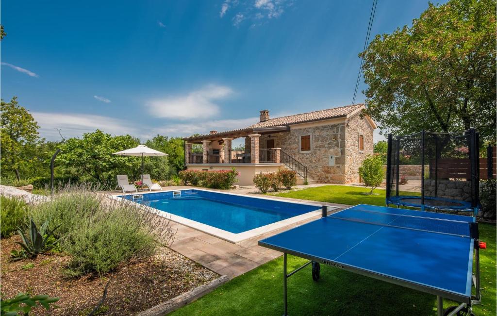 Awesome Home In Svet Vid Dobrinjski