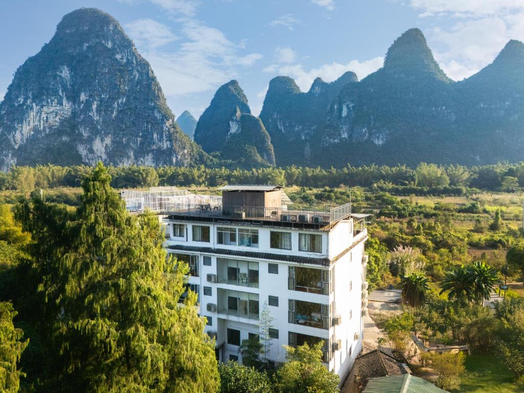 Příroda nedaleko hotelu