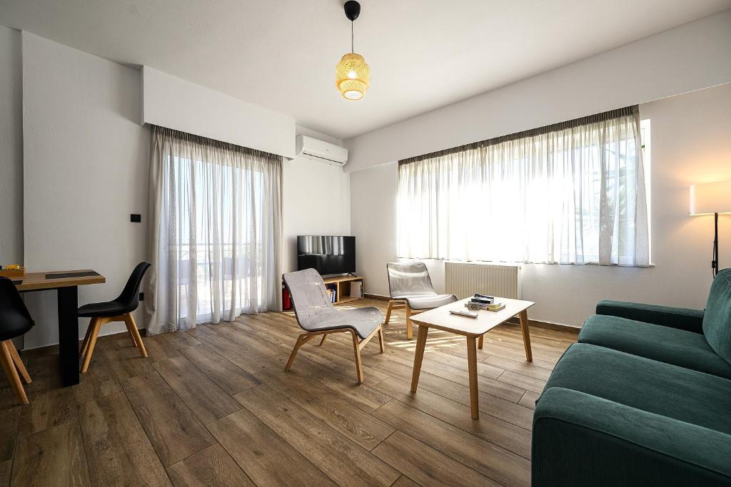 TV a/nebo společenská místnost v ubytování Alexander Apartments Airport