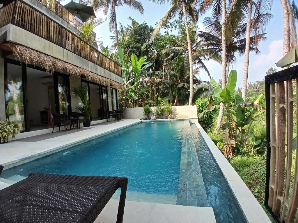 Bazén v ubytování Bali View Ubud Hotel nebo v jeho okolí