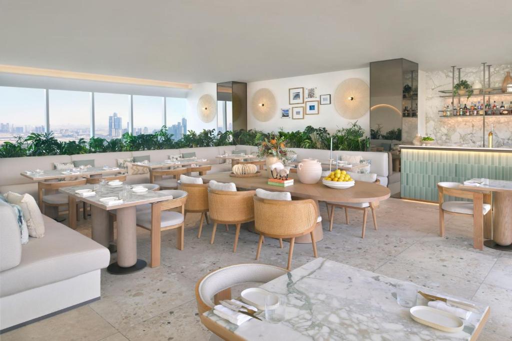 Posezení v ubytování Sheraton Grand Hotel, Dubai