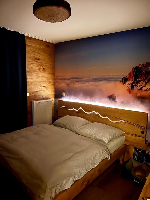 Postel nebo postele na pokoji v ubytování Apartmán Dubový důl