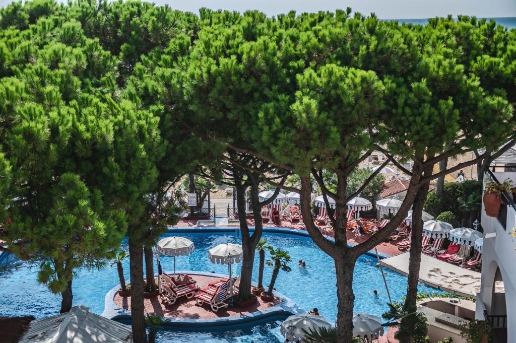 Bazén v ubytování Agora Park Hotel nebo v jeho okolí