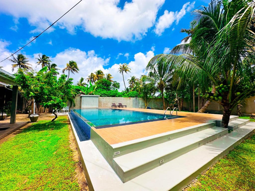 Kolam renang di atau dekat dengan Private Villa with a Pool, Beach Front - The White House