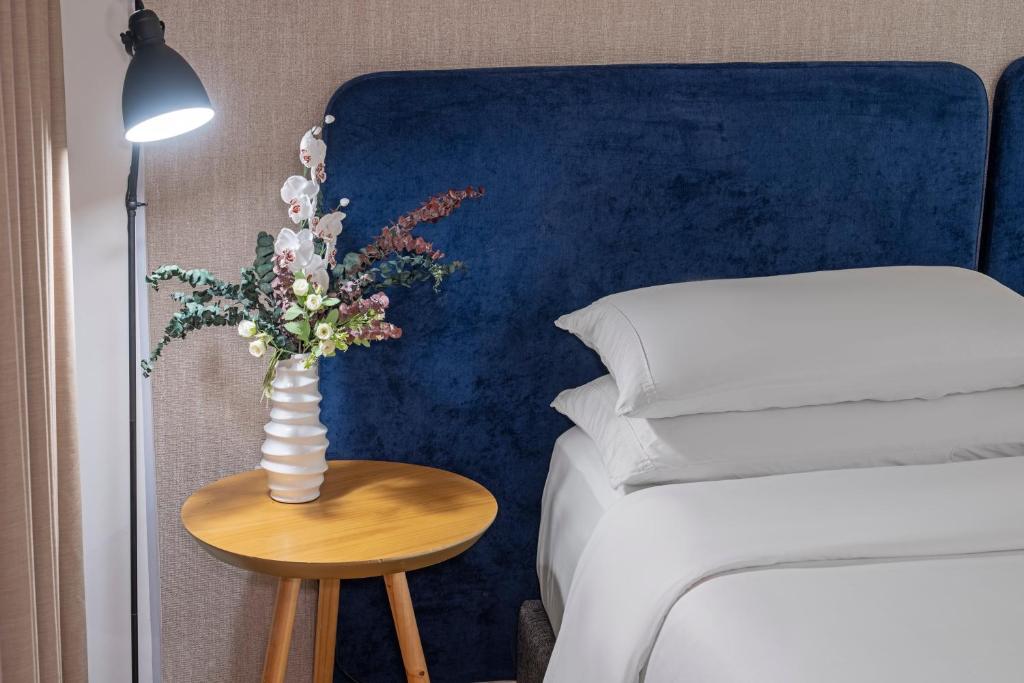 Faranda Collection Cali, a member of Radisson Individuals - King Bed-Premium Room-No Fumando
